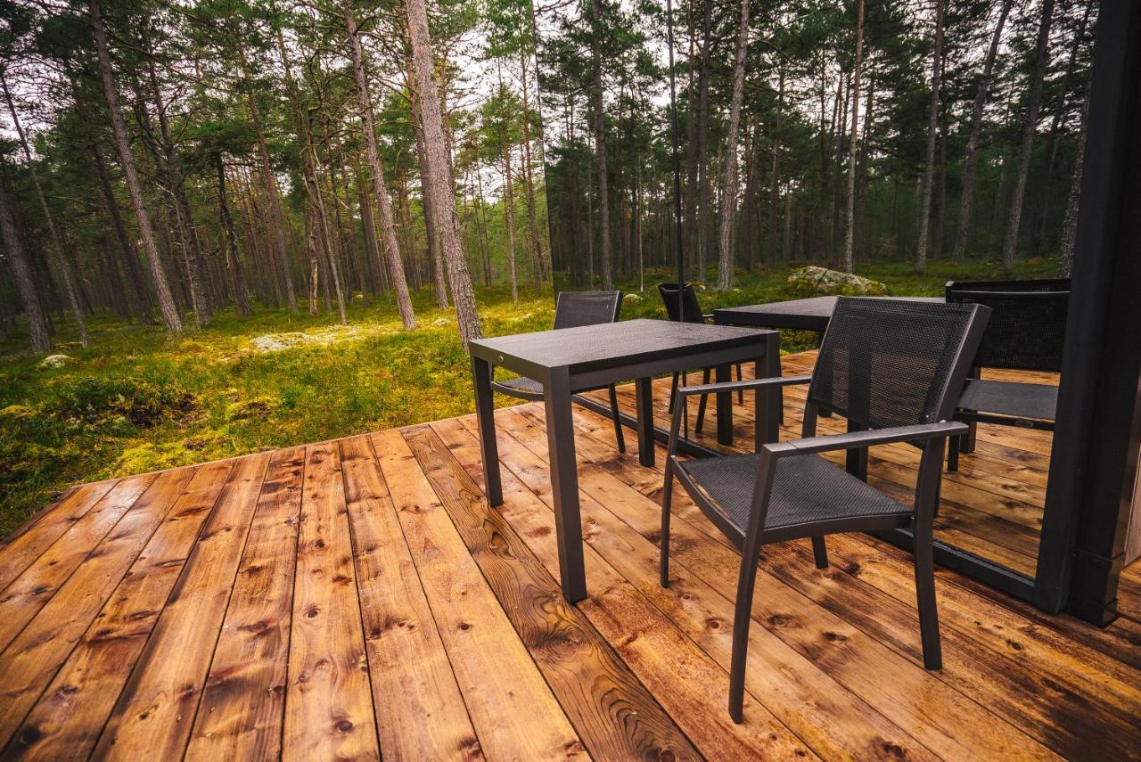 Oeoed Hoetels Rooslepa - Fika, Mysa , Skoent-With Sauna Exterior photo